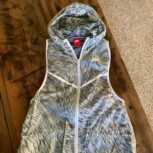 Nike vest windbreaker